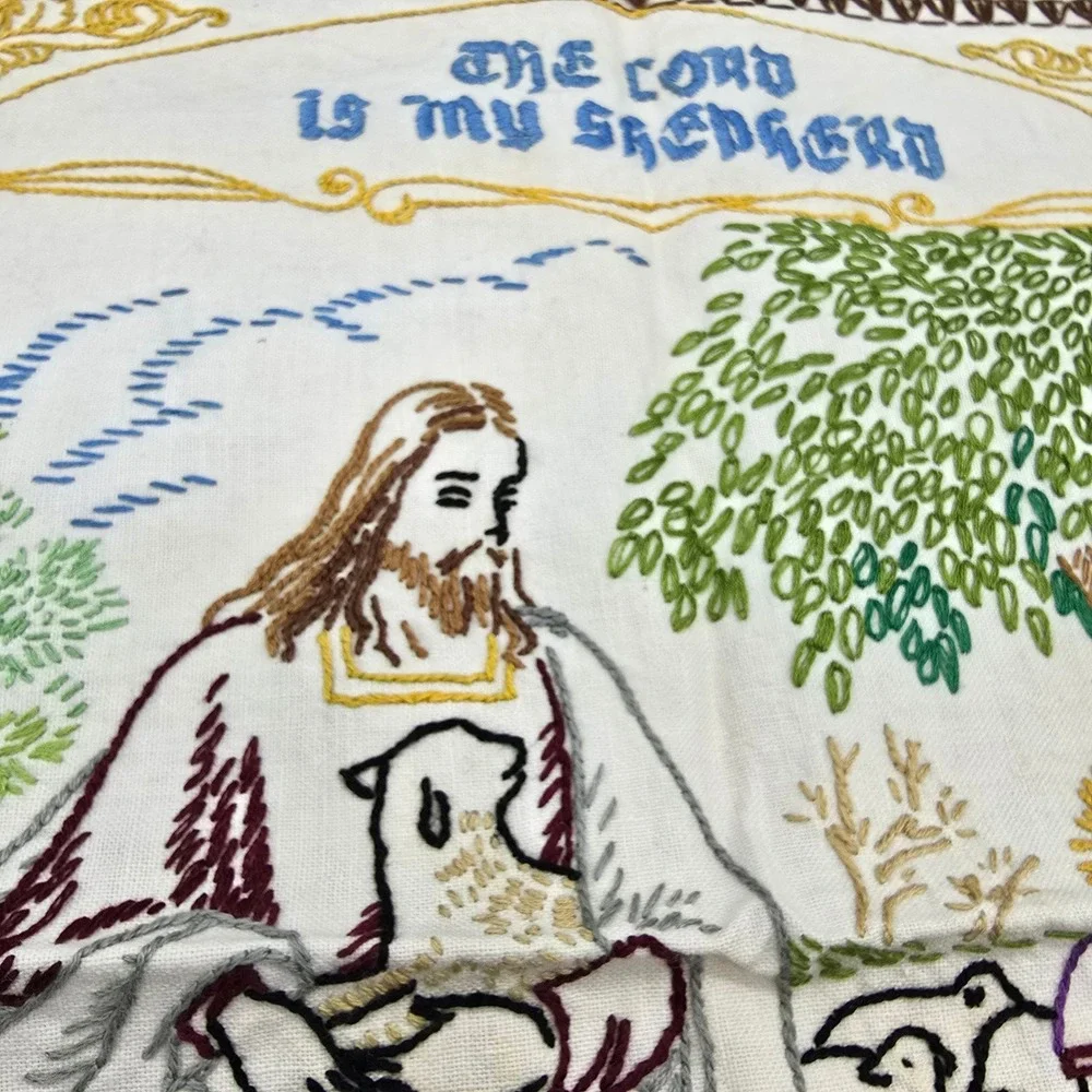 Beautiful Vintage 1940s Hand Embroidered‎ The Lord Is My Shepherd Linen